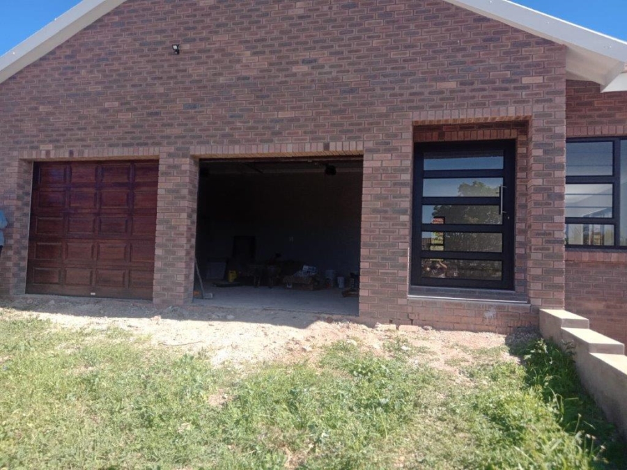 3 Bedroom Property for Sale in Wavecrest Eastern Cape